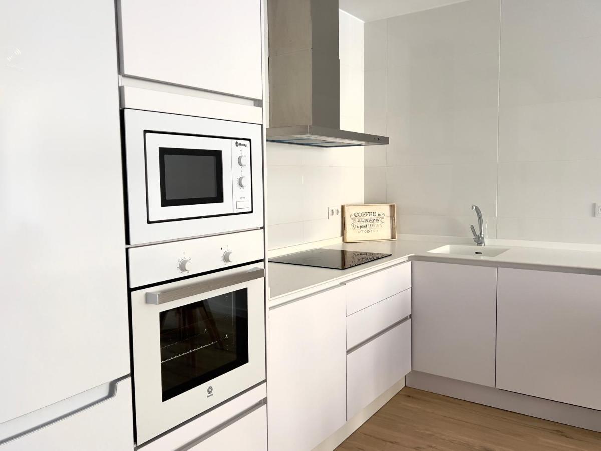 Housing Leon Ana Mogas Con Garaje Apartment ภายนอก รูปภาพ
