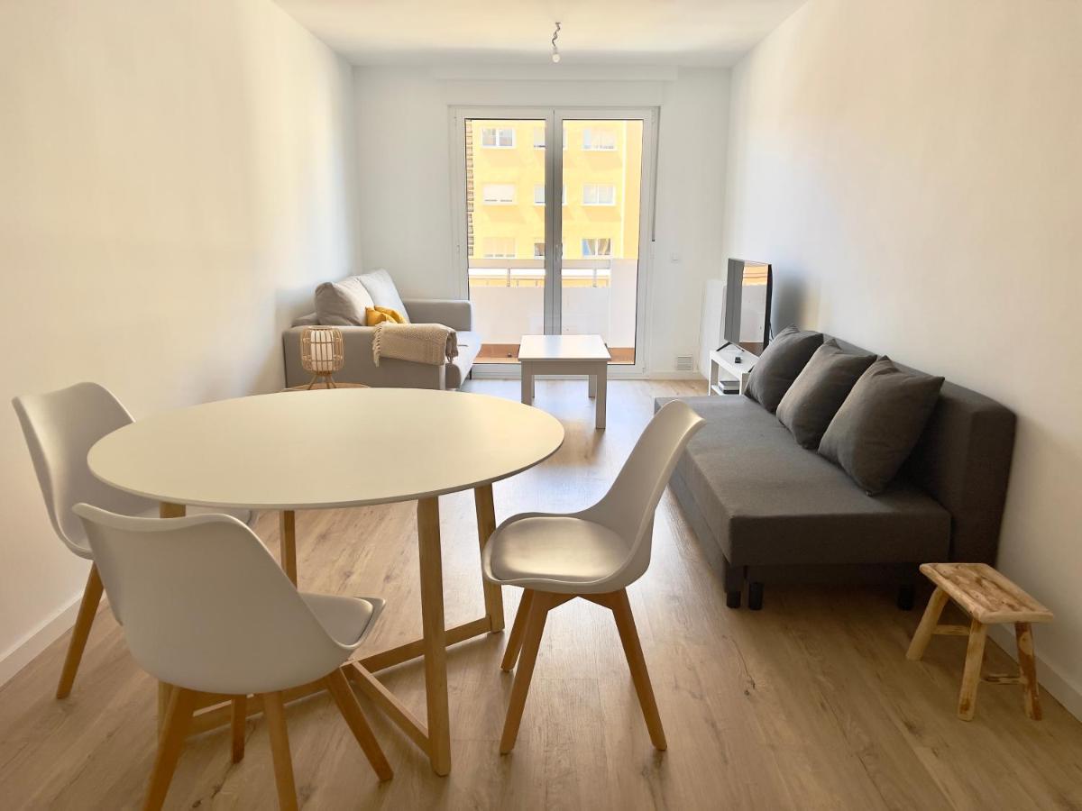 Housing Leon Ana Mogas Con Garaje Apartment ภายนอก รูปภาพ